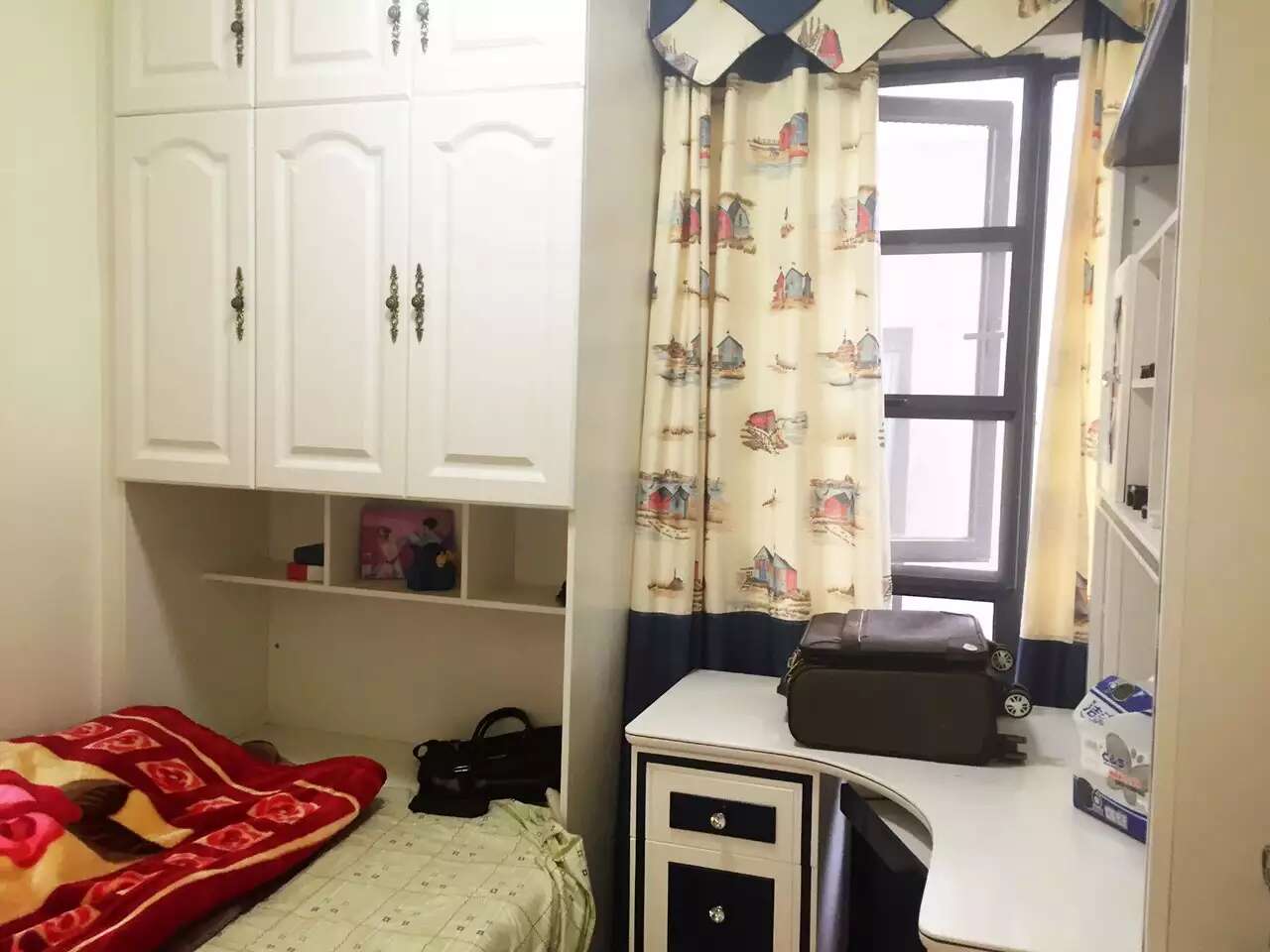 成都江水平装修队龙湖金楠天街装修完工毕业照