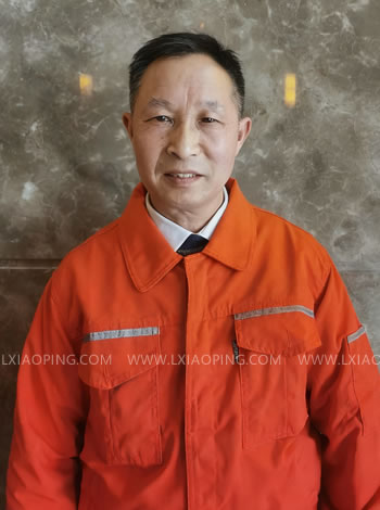 泥工师傅-鲁元华