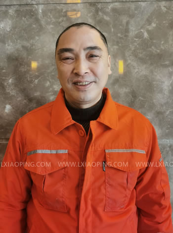 泥工师傅-张杰