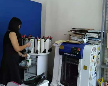 成都光明城市装修接近尾声，乳胶漆配送中