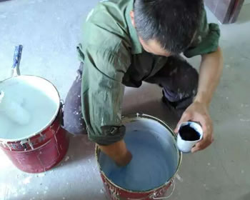 成都西贵金沙装修乳胶漆施工