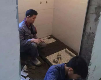 成都装修南城都汇小耿家淋浴隔断预埋