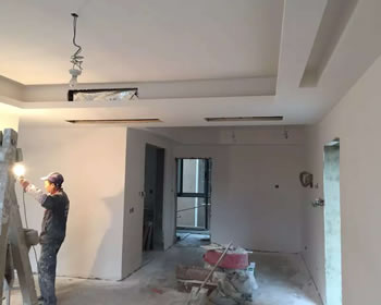 成都装修光华锦苑何先生家漆工施工