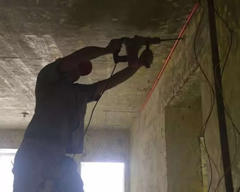 成都归谷建设派肖先生家水电施工中